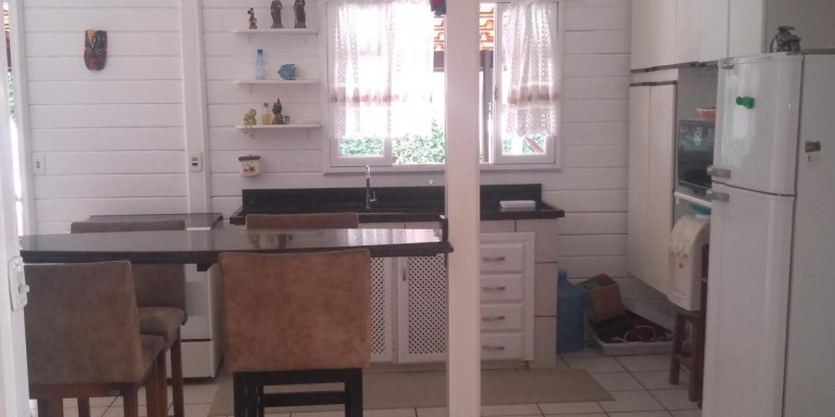 Imagem Casa com 2 Quartos à Venda, 410 m² em Ingleses - Florianópolis