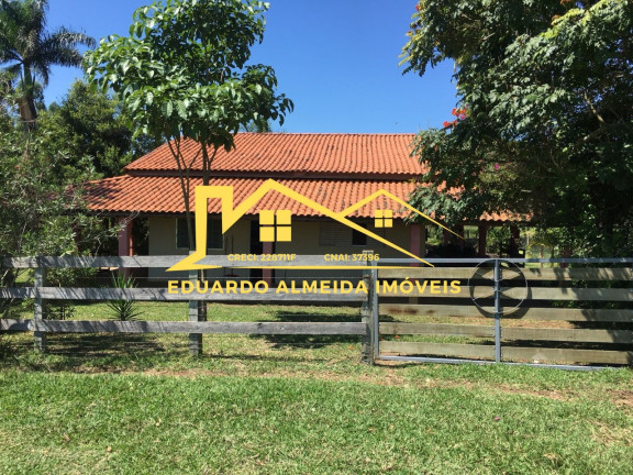 Imagem Imóvel com 2 Quartos à Venda, 2 m² em Centro - Gramadinho