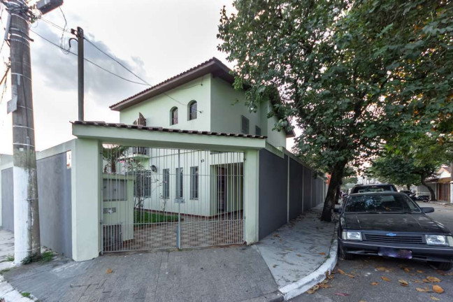 Imagem Casa com 4 Quartos à Venda, 226 m² em Vila Isa - São Paulo