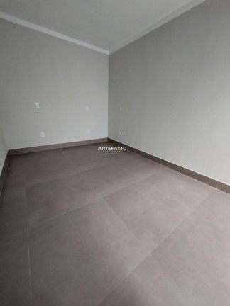 Imagem Casa com 3 Quartos à Venda, 130 m² Imagem Casa com 3 Quartos à Venda, 130 m²