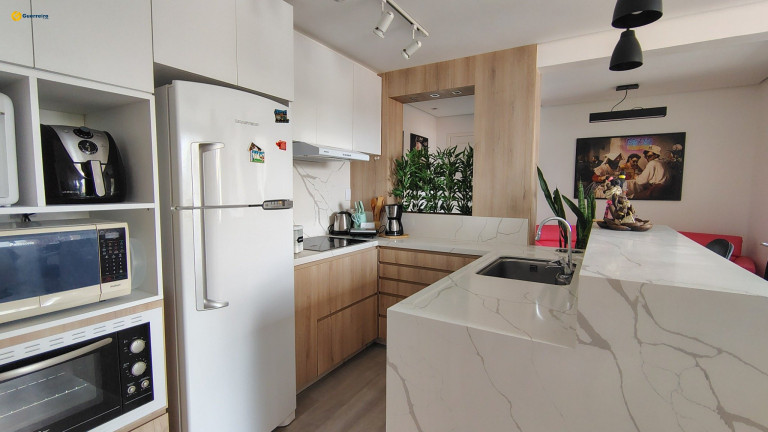 Imagem Apartamento com 2 Quartos à Venda, 710 m² em Centro - Florianópolis Imagem Apartamento com 2 Quartos à Venda, 710 m² em Centro - Florianópolis