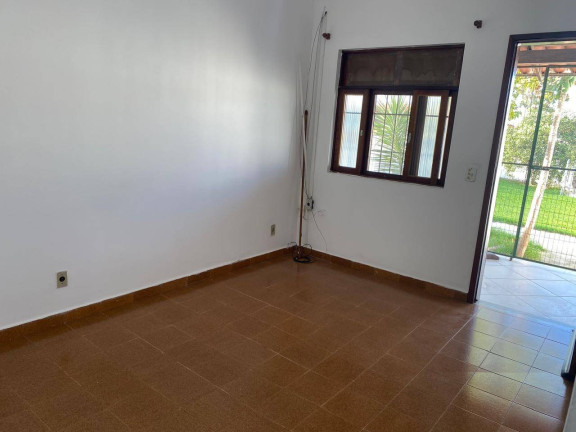 Imagem Casa com 1 Quarto para Alugar, 70 m² em Centro - Araruama