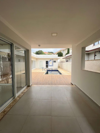 Imagem Casa com 3 Quartos à Venda, 250 m² em Jardim Santa Helena - Bragança Paulista