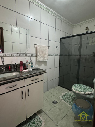 Imagem Casa com 5 Quartos à Venda, 280 m² em Santa Mônica - Vila Velha Imagem Casa com 5 Quartos à Venda, 280 m² em Santa Mônica - Vila Velha