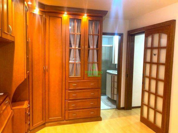 Imagem Apartamento com 2 Quartos à Venda, 134 m² em Icaraí - Niterói Imagem Apartamento com 2 Quartos à Venda, 134 m² em Icaraí - Niterói