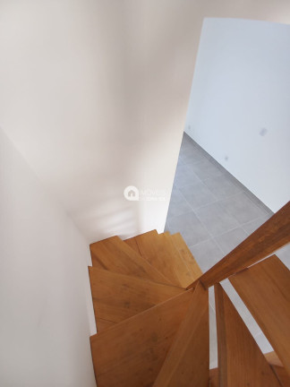Imagem Casa com 2 Quartos à Venda, 109 m²