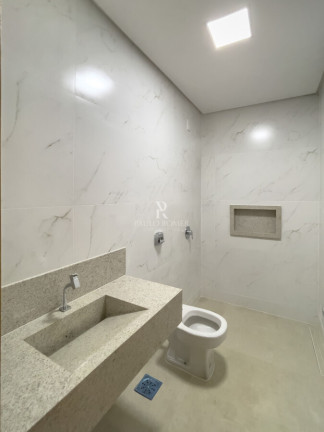 Imagem Casa com 4 Quartos à Venda, 238 m² em Residencial Goiânia Golfe Clube - Goiânia Imagem Casa com 4 Quartos à Venda, 238 m² em Residencial Goiânia Golfe Clube - Goiânia