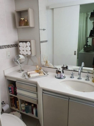 Imagem Apartamento com 2 Quartos à Venda, 70 m² em Cristo Redentor - Porto Alegre Imagem Apartamento com 2 Quartos à Venda, 70 m² em Cristo Redentor - Porto Alegre