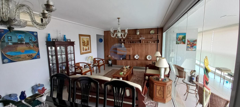 Imagem Apartamento com 3 Quartos à Venda, 192 m² em Embaré - Santos