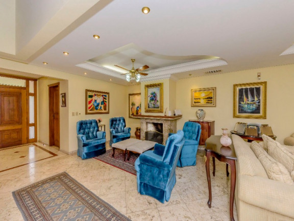 Imagem Casa com 4 Quartos à Venda, 450 m² em Chácara Das Pedras - Porto Alegre Imagem Casa com 4 Quartos à Venda, 450 m² em Chácara Das Pedras - Porto Alegre