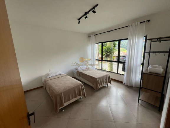 Imagem Casa com 3 Quartos à Venda, 121 m² em Vargem Grande - Teresópolis Imagem Casa com 3 Quartos à Venda, 121 m² em Vargem Grande - Teresópolis