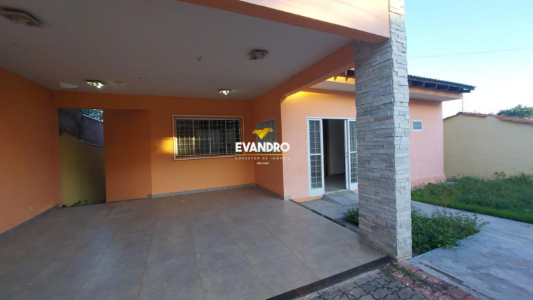 Casa com 5 Quartos à Venda, 840 m² em Santa Cruz - Cuiabá