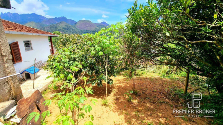 Imagem Casa com 4 Quartos à Venda, 167 m² em Fazendinha - Teresópolis Imagem Casa com 4 Quartos à Venda, 167 m² em Fazendinha - Teresópolis