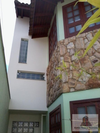 Imagem Casa com 3 Quartos à Venda, 246 m² em Campestre - Santo André Imagem Casa com 3 Quartos à Venda, 246 m² em Campestre - Santo André