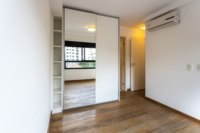 Imagem Imóvel com 2 Quartos à Venda, em Vila Madalena - São Paulo Imagem Imóvel com 2 Quartos à Venda, em Vila Madalena - São Paulo