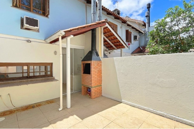 Imagem Casa com 3 Quartos à Venda, 101 m² em Espírito Santo - Porto Alegre Imagem Casa com 3 Quartos à Venda, 101 m² em Espírito Santo - Porto Alegre