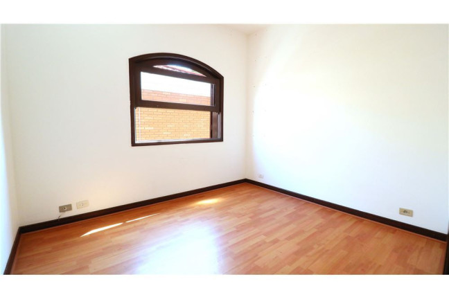 Imagem Casa com 4 Quartos à Venda, em Morumbi - São Paulo Imagem Casa com 4 Quartos à Venda, em Morumbi - São Paulo