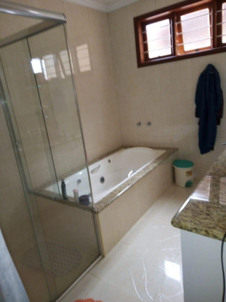 Imagem Casa com 3 Quartos à Venda, 220 m² em Centro - Itapetininga