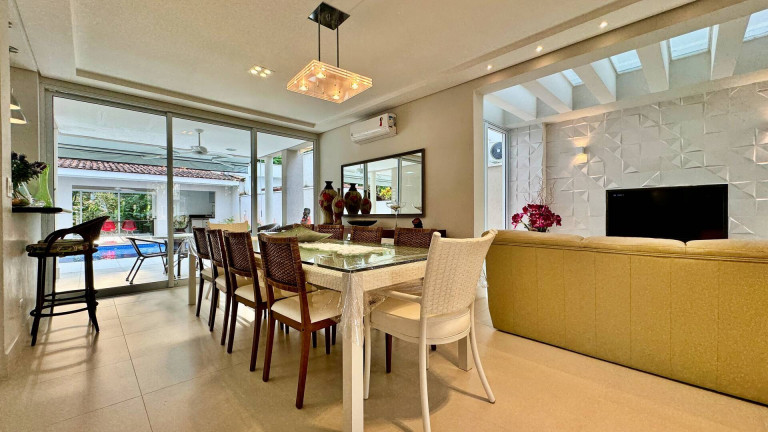 Imagem Casa com 5 Quartos à Venda, 257 m² em Riviera De São Lourenço - Bertioga Imagem Casa com 5 Quartos à Venda, 257 m² em Riviera De São Lourenço - Bertioga