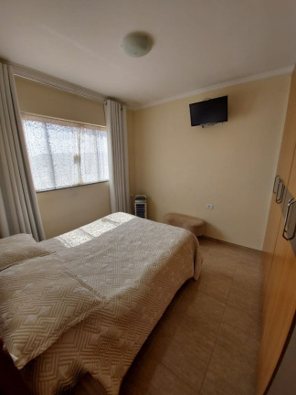 Imagem Casa com 2 Quartos à Venda, 116 m² em Jardim São Bento - Poços De Caldas Imagem Casa com 2 Quartos à Venda, 116 m² em Jardim São Bento - Poços De Caldas