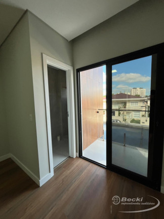 Imagem Casa com 3 Quartos à Venda, 160 m² em Atiradores - Joinville