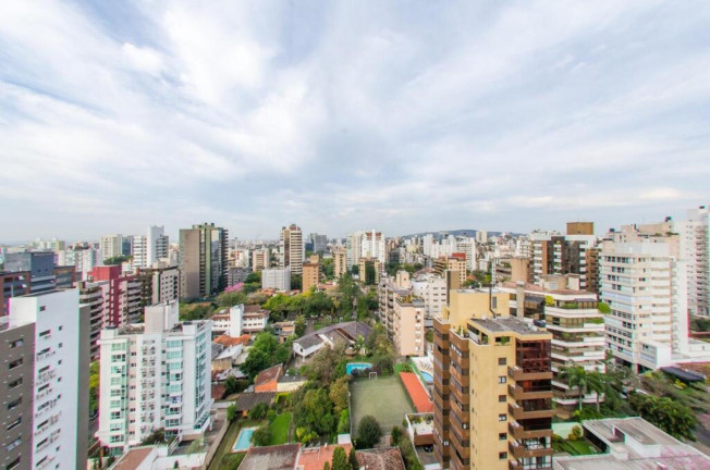 Imagem Imóvel com 4 Quartos à Venda, 310 m² em Bela Vista - Porto Alegre Imagem Imóvel com 4 Quartos à Venda, 310 m² em Bela Vista - Porto Alegre