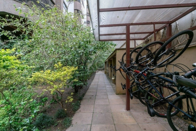 Imagem Apartamento com 2 Quartos à Venda, 110 m² em Menino Deus - Porto Alegre Imagem Apartamento com 2 Quartos à Venda, 110 m² em Menino Deus - Porto Alegre