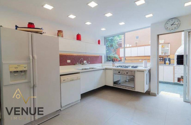 Imagem Sobrado com 3 Quartos à Venda, 346 m² em Sumaré - São Paulo Imagem Sobrado com 3 Quartos à Venda, 346 m² em Sumaré - São Paulo