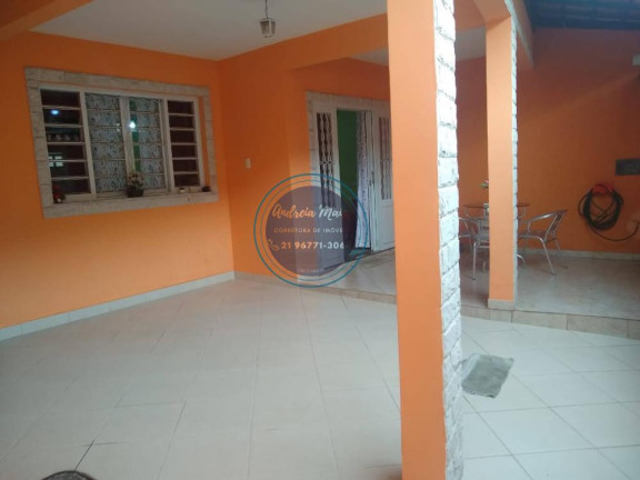 Imagem Casa com 4 Quartos à Venda, 150 m²