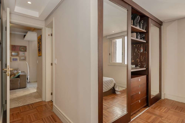 Imagem Apartamento com 2 Quartos à Venda, 5.000 m² em Auxiliadora - Porto Alegre