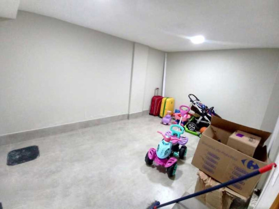 Imagem Imóvel com 1 Quarto para Alugar, 480 m² em Campo Grande - Rio De Janeiro Imagem Imóvel com 1 Quarto para Alugar, 480 m² em Campo Grande - Rio De Janeiro