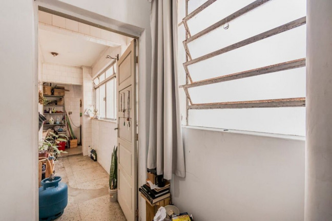 Imagem Imóvel com 3 Quartos à Venda, 183 m² em Centro Histórico - Porto Alegre Imagem Imóvel com 3 Quartos à Venda, 183 m² em Centro Histórico - Porto Alegre