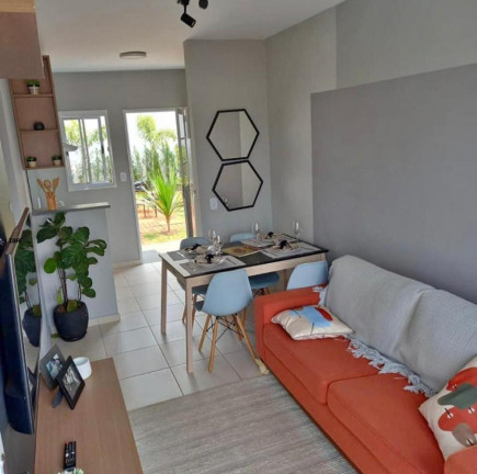 Imagem Casa com 2 Quartos à Venda, 43 m² em Jardim Ivone - Bauru