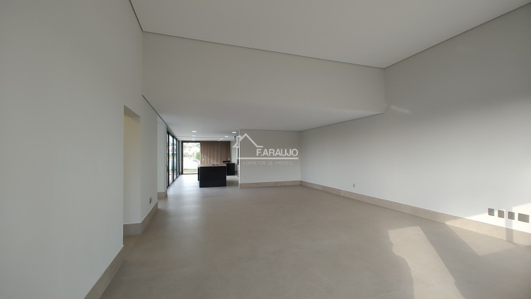 Imagem Imóvel com 3 Quartos à Venda, 500 m² em Pinheiro - Itu Imagem Imóvel com 3 Quartos à Venda, 500 m² em Pinheiro - Itu