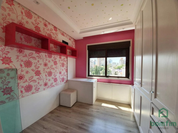 Imagem Apartamento com 3 Quartos à Venda, 230 m² em São João - Porto Alegre Imagem Apartamento com 3 Quartos à Venda, 230 m² em São João - Porto Alegre