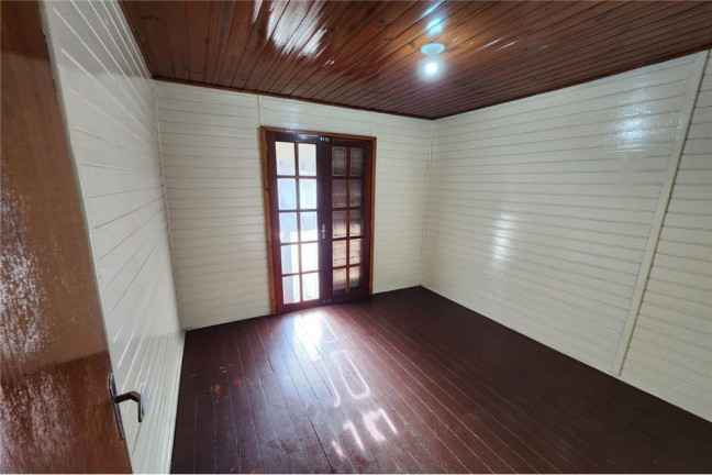 Imagem Casa com 3 Quartos à Venda, em Olaria - Canoas Imagem Casa com 3 Quartos à Venda, em Olaria - Canoas