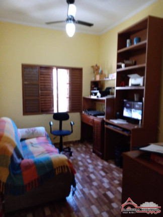 Imagem Casa com 3 Quartos à Venda, 161 m² em Jardim São Luiz - Jacareí Imagem Casa com 3 Quartos à Venda, 161 m² em Jardim São Luiz - Jacareí