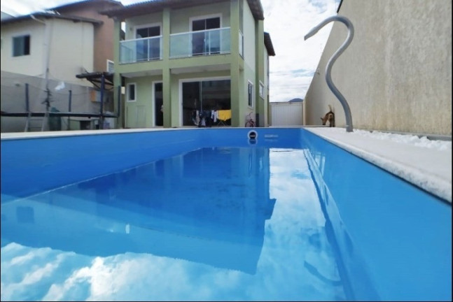 Imagem Casa com 4 Quartos à Venda, 340 m²