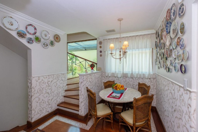 Imagem Casa com 5 Quartos à Venda, em Jardim Das Bandeiras - São Paulo Imagem Casa com 5 Quartos à Venda, em Jardim Das Bandeiras - São Paulo