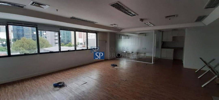 Sala Comercial para Alugar, 70 m² em Itaim Bibi - São Paulo