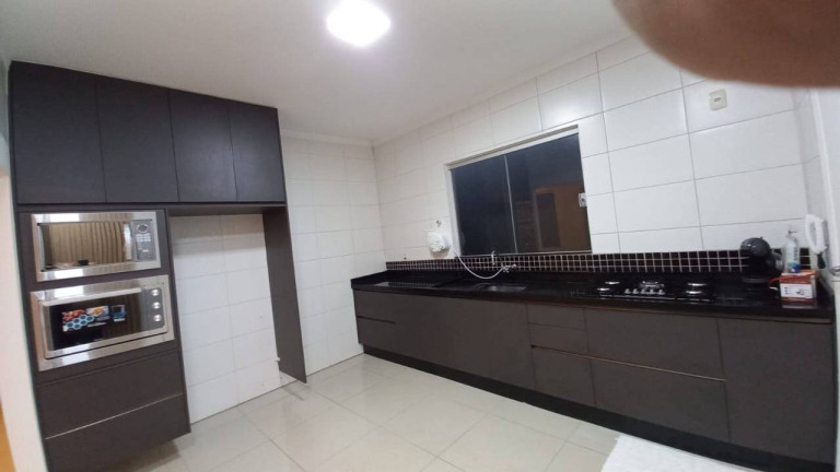 Imagem Casa com 3 Quartos à Venda, 250 m² em Jardim Paulista - Bauru Imagem Casa com 3 Quartos à Venda, 250 m² em Jardim Paulista - Bauru