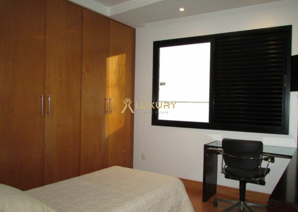 Imagem Imóvel com 4 Quartos à Venda, 176 m² em Belvedere - Belo Horizonte Imagem Imóvel com 4 Quartos à Venda, 176 m² em Belvedere - Belo Horizonte