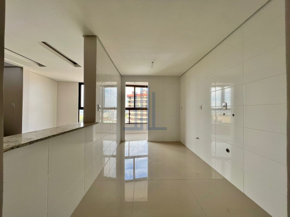Imagem Cobertura com 3 Quartos à Venda, 278 m² em Nossa Senhora Medianeira - Santa Maria Imagem Cobertura com 3 Quartos à Venda, 278 m² em Nossa Senhora Medianeira - Santa Maria
