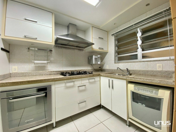 Imagem Apartamento com 3 Quartos à Venda, 153 m² em Centro - Florianópolis Imagem Apartamento com 3 Quartos à Venda, 153 m² em Centro - Florianópolis