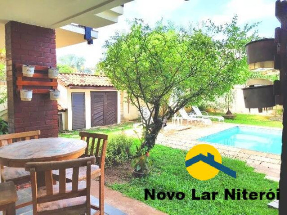 Imagem Casa com 3 Quartos à Venda, 300 m² em Camboinhas - Niterói Imagem Casa com 3 Quartos à Venda, 300 m² em Camboinhas - Niterói