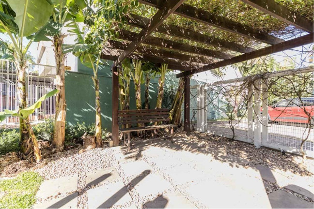 Imagem Imóvel com 3 Quartos à Venda, 74 m² em Rio Branco - Porto Alegre Imagem Imóvel com 3 Quartos à Venda, 74 m² em Rio Branco - Porto Alegre