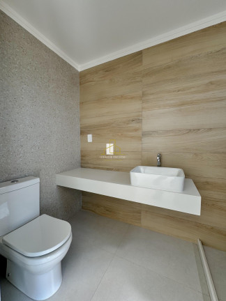 Imagem Casa com 4 Quartos à Venda, 225 m² em Arquipelago De Manguinhos - Serra Imagem Casa com 4 Quartos à Venda, 225 m² em Arquipelago De Manguinhos - Serra