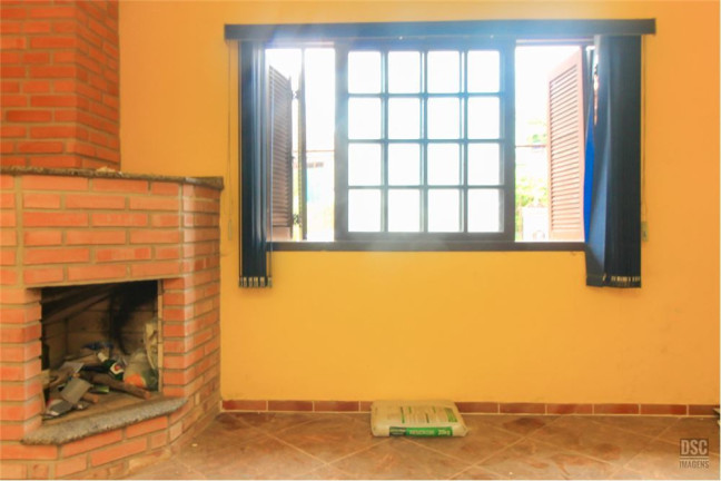 Imagem Casa com 3 Quartos à Venda,  em Camaquã - Porto Alegre