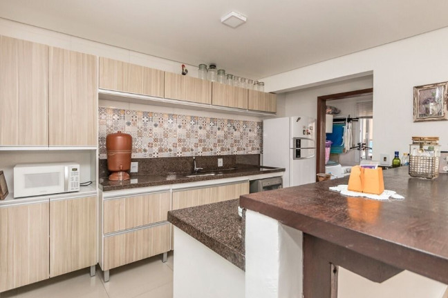 Imagem Casa de Condomínio com 3 Quartos à Venda, 180 m² em Mário Quintana - Porto Alegre Imagem Casa de Condomínio com 3 Quartos à Venda, 180 m² em Mário Quintana - Porto Alegre