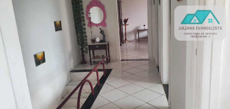 Imagem Sobrado com 3 Quartos à Venda, 291 m² em Centro - Caraguatatuba